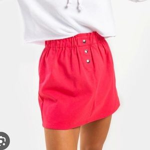 Francesca’s pink paper bag skirt